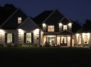 215 Old Heritage Dr, Winston Salem, NC 27107
