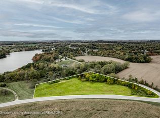 5 S Skyline Dr, Perrinton, MI 48871