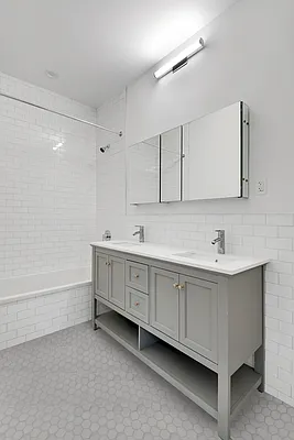 Rented by Compass | media 22