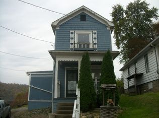 221 Hudson Ave, Weirton, WV 26062