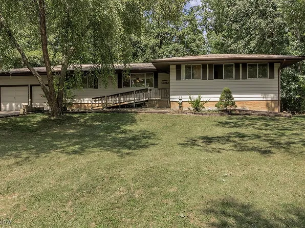 13212 Blazey Trl, Strongsville, OH 44136
