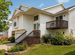 1761 Park Ridge Dr, Coralville, IA 52241