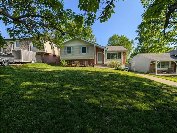 1309 NW 66th Ter, Kansas City, MO 64118