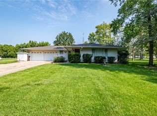 5740 Mill Rd, Decatur, IL 62521