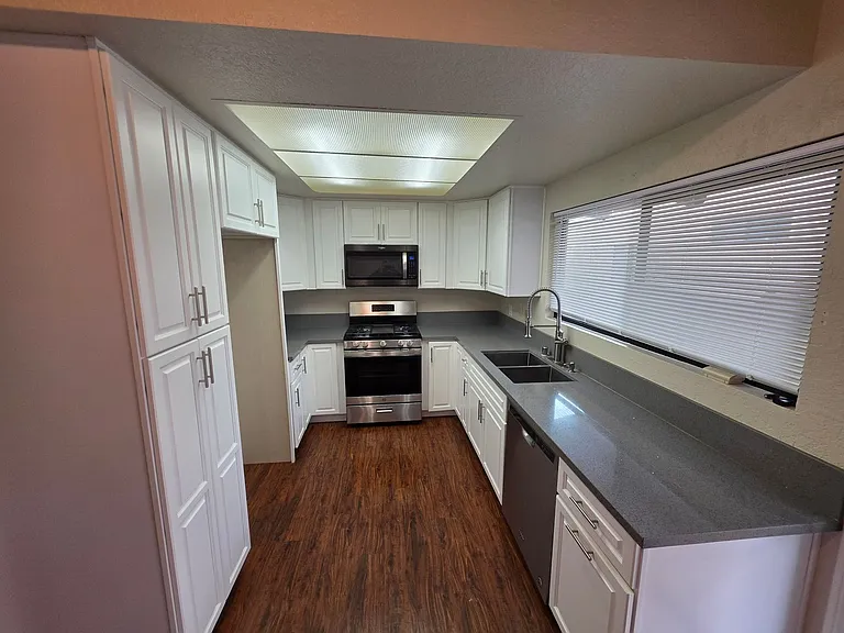 13987 Coteau Dr #10 — Photo 19