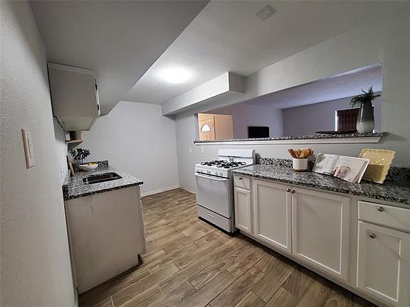 3rd image of 6017 Westridge Ln #411