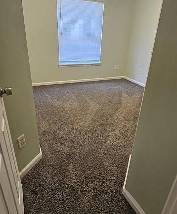 2nd image of 7517 International Village Dr