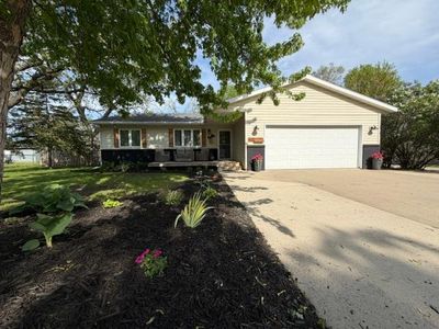 417 S Austin Ave, Litchfield, MN, 55355