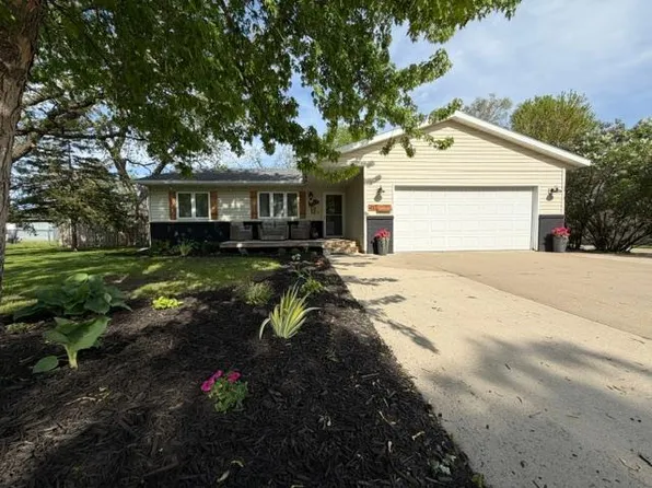 417 S Austin Ave, Litchfield, MN 55355