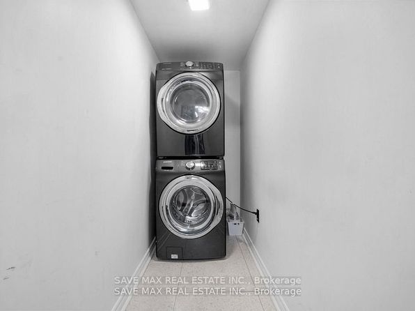 17 Knightsbridge Rd #609, Brampton, ON L6T 3X9