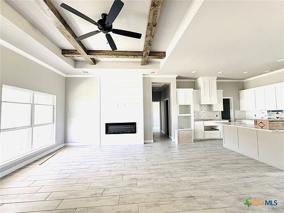 2nd image of 162 Chantry Ln