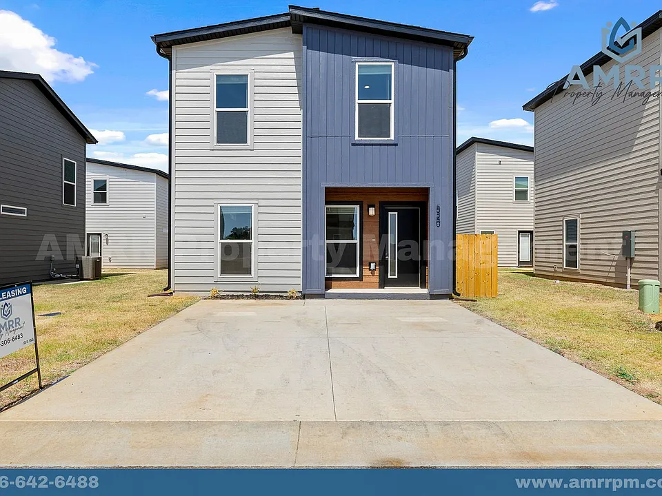 520 Solar St