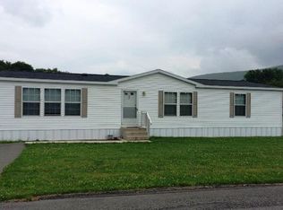 231 Nick Ln E, Lehighton, PA 18235