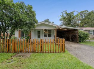 21769 Broad St, Silverhill, AL 36576
