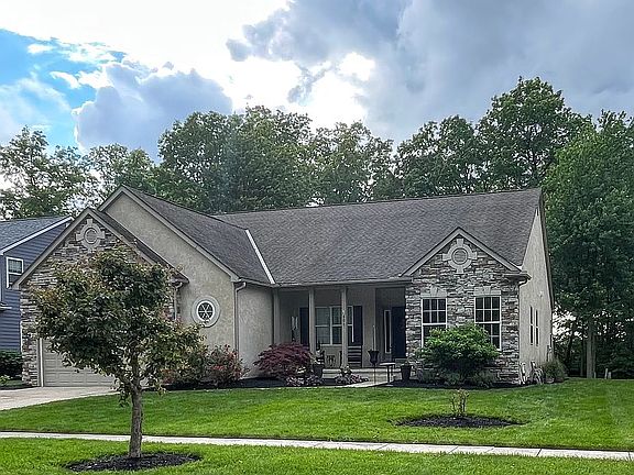 3rd image of 802 Wedgewood Dr