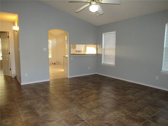 3rd image of 3713 Leticia St