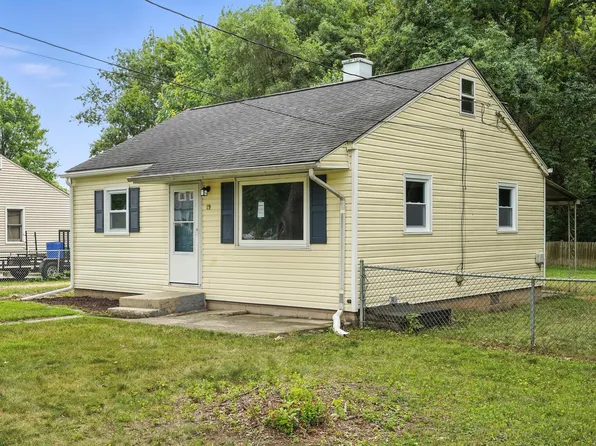 19 W 71st Pl, Merrillville, IN 46410