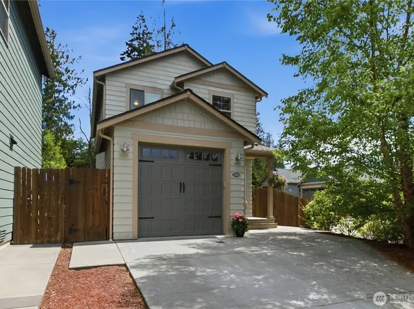 22224 Lydia Way NE, Poulsbo, WA 98370