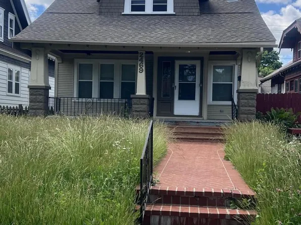 2469 N 46th STREET, Milwaukee, WI 53210
