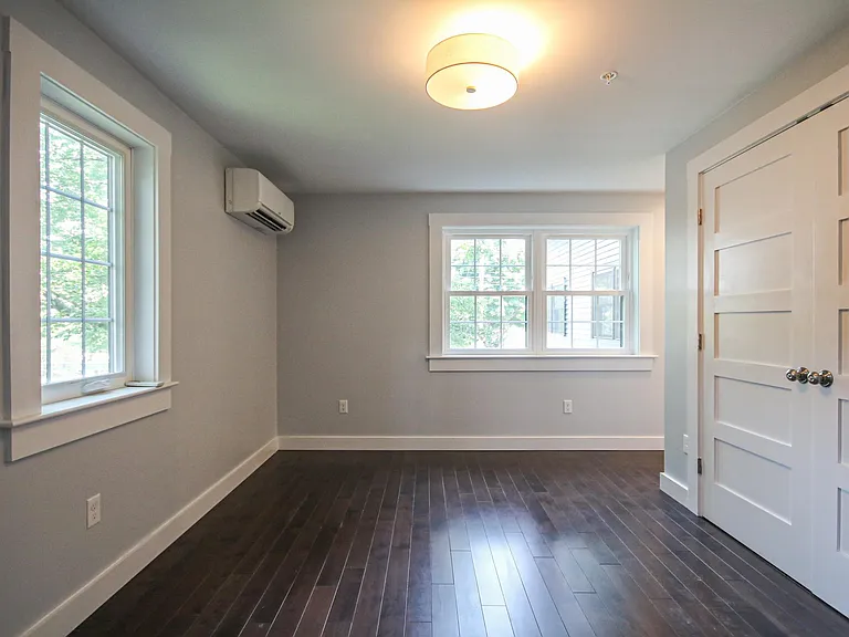 137 York St — Photo 21
