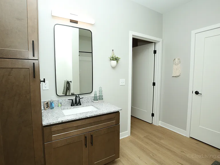 The Rose | 1BR/1BA