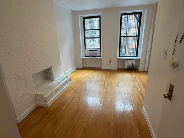 513 East 81st Street image 1 of 6