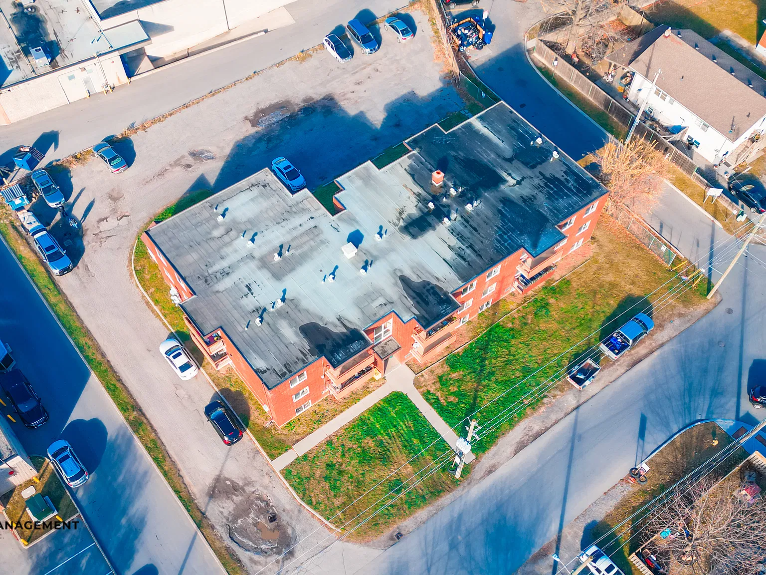19 Manchester Ave. — Photo 4
