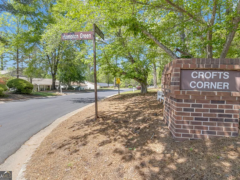 116 Crofts Cor — Photo 42