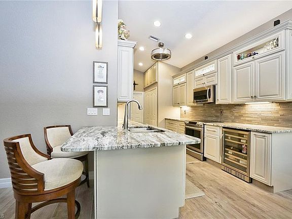 4th image of 17831 Hibiscus Cove Ct