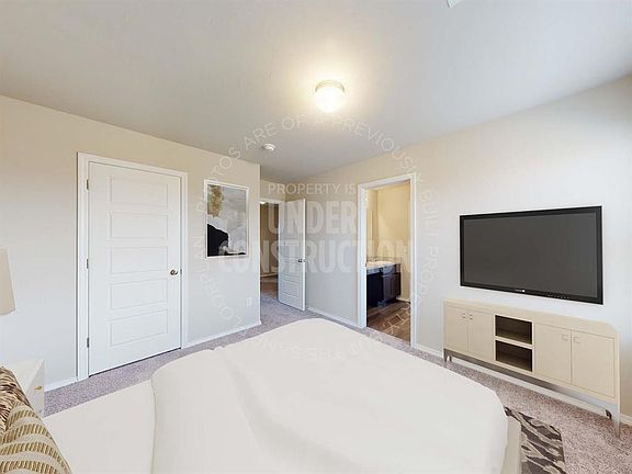3rd image of 9517 Gray Wolf Ln