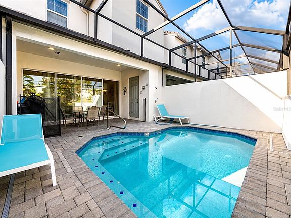 3rd image of 354 CAPTIVA DRIVE
