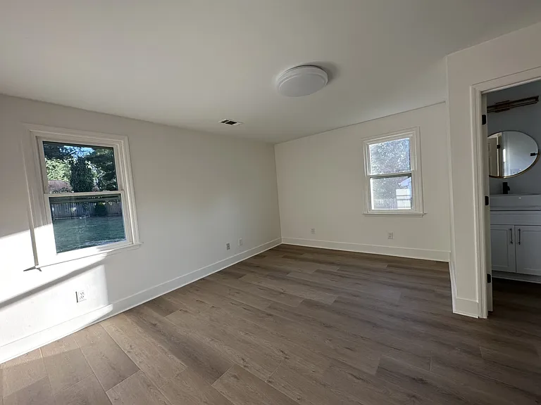 520 Riverview Dr — Photo 33