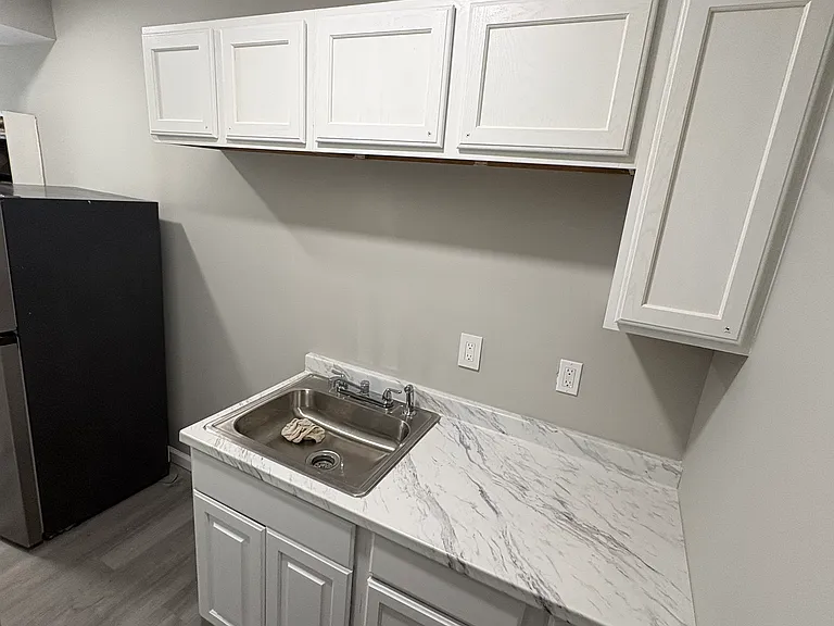 5054 Gratiot Ave #5 — Photo 5