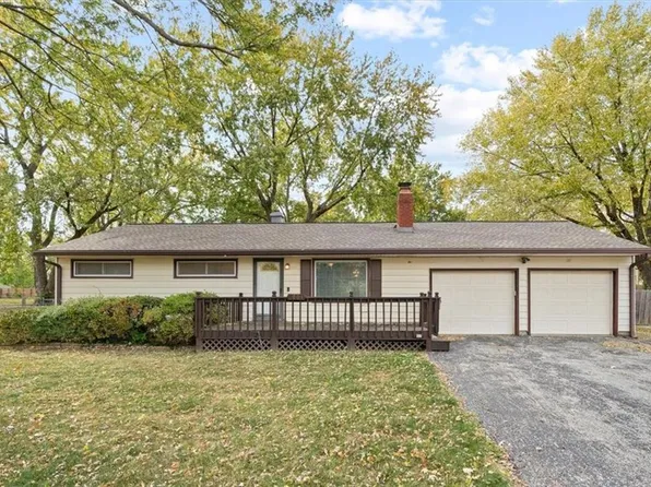 6004 Woodson Rd, Raytown, MO 64133