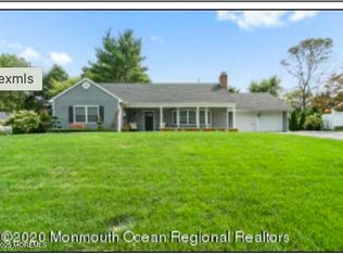 13 Crabtree Rd, Matawan, NJ 07747