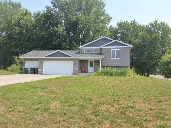 800 Macalester Ct, Albany, MN 56307