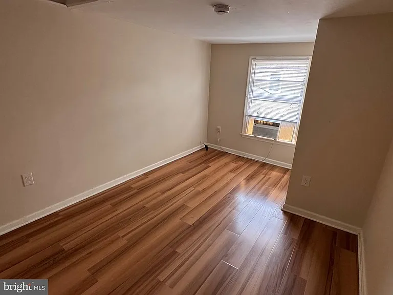 17 West St — Photo 14