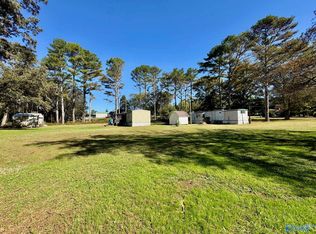 136 Mason Rd, Hazel Green, AL 35750