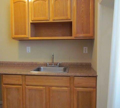 4th image of 2160 W Grange Ave #1