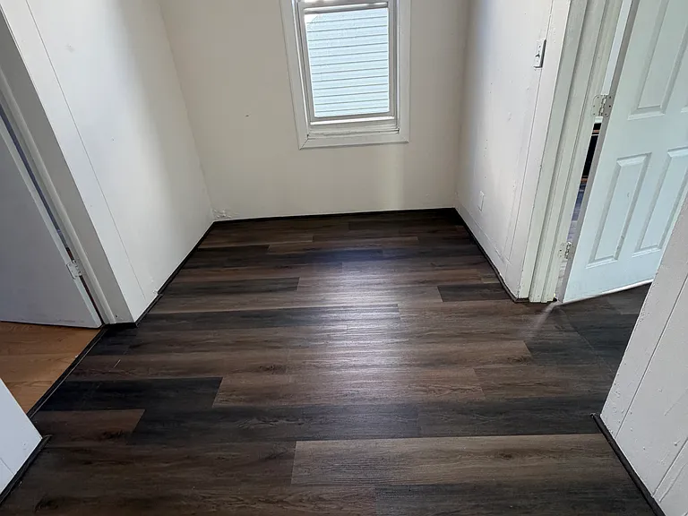 189 Griffith St #3 — Photo 6