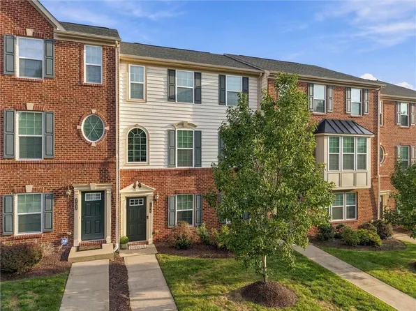 704 Broadmore Ln, Wexford, PA 15090