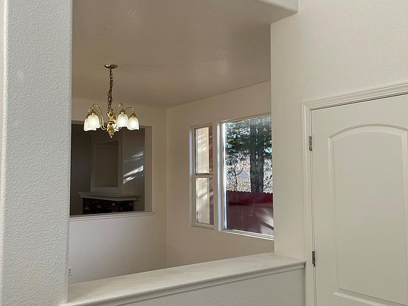 5th image of 3151 Sky Country Dr