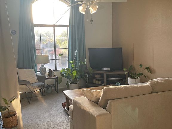 2nd image of 925 N College Ave #213