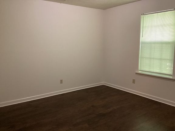 5th image of 509 Oakwood Ave