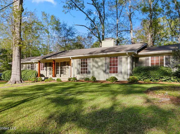 4140 Crestview Dr, Jackson, MS 39211