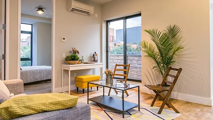 Rented by Nooklyn NYC LLC | media 41