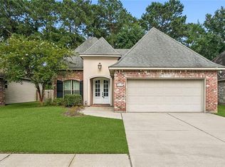 717 Brown Thrasher Loop N, Madisonville, LA 70447