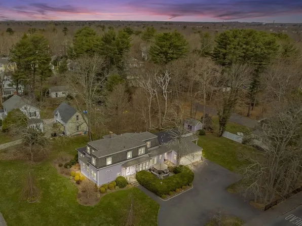 147 Highland St, Taunton, MA 02780