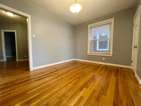 5th image of 4926 Tholozan Ave #1F