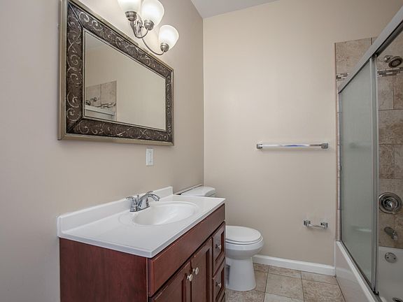 5th image of 6023 Kingsbury Ave Floor 2